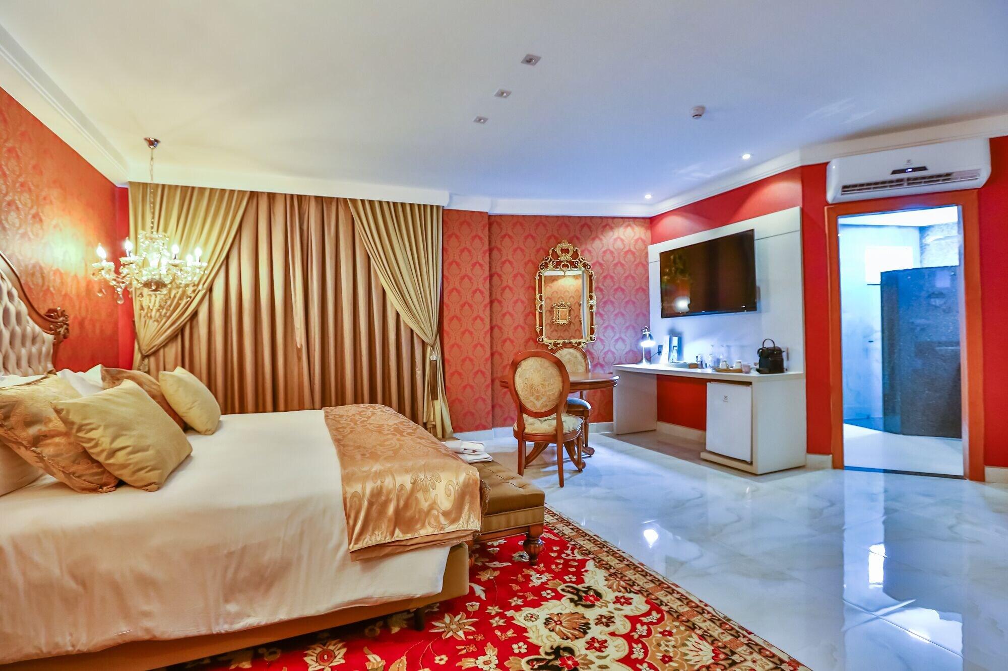 Golden Lis Hotel Boutique Гояния Экстерьер фото Suite