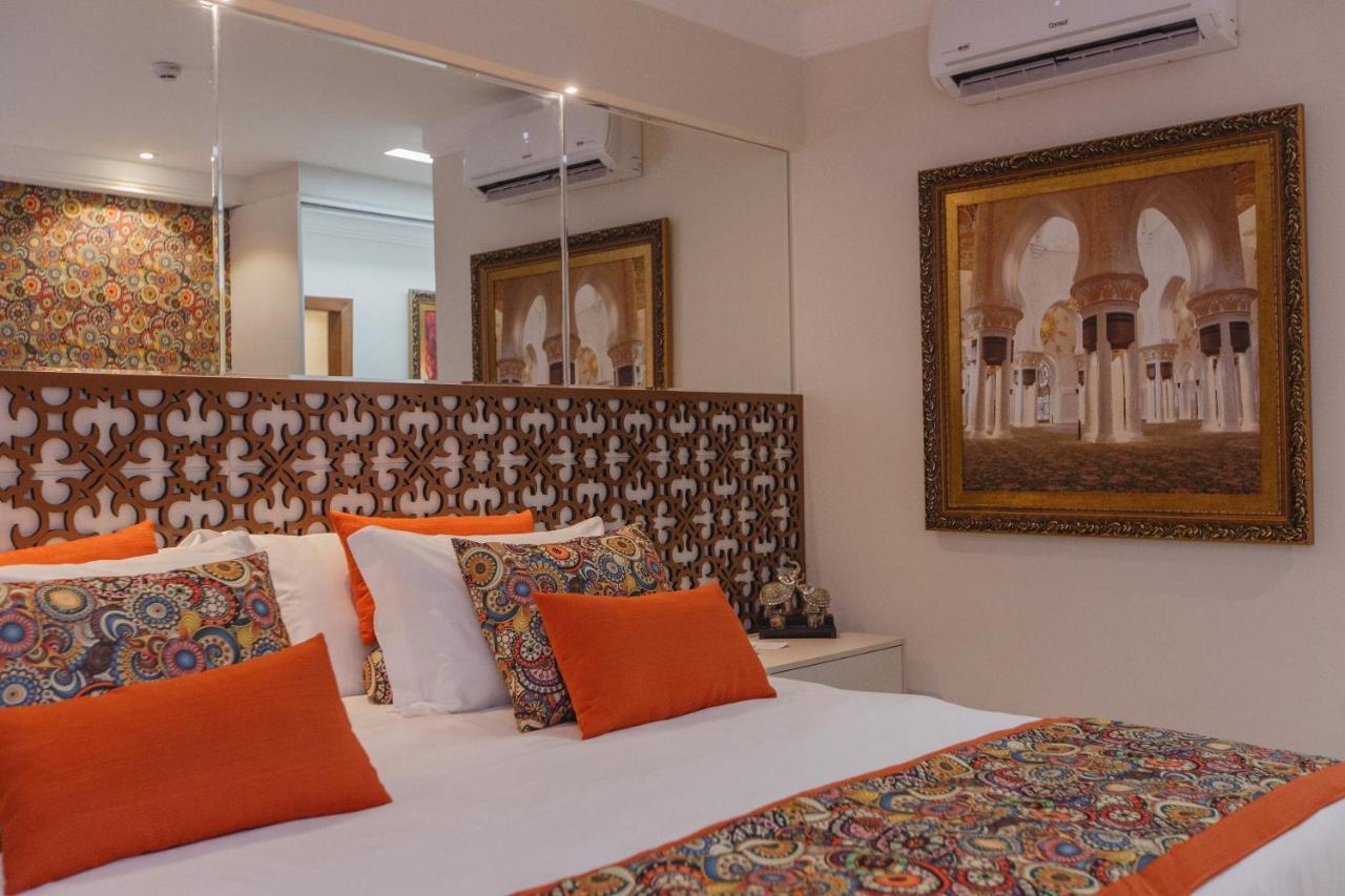 Golden Lis Hotel Boutique Гояния Экстерьер фото A bedroom at the hotel